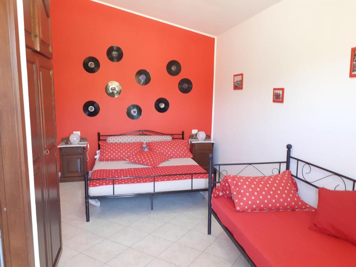 B&B Marzo '51 Villasimius Exterior foto